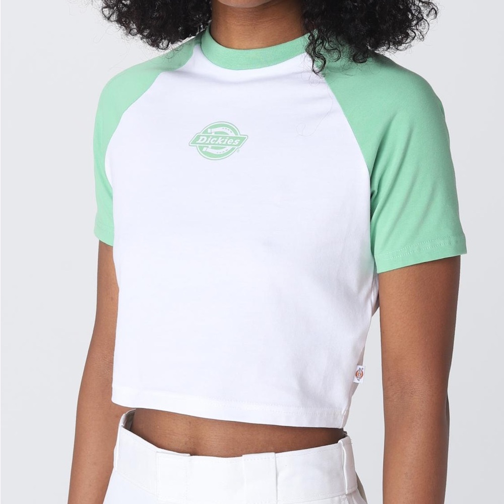 Dickies Green and White Crop Top 💚